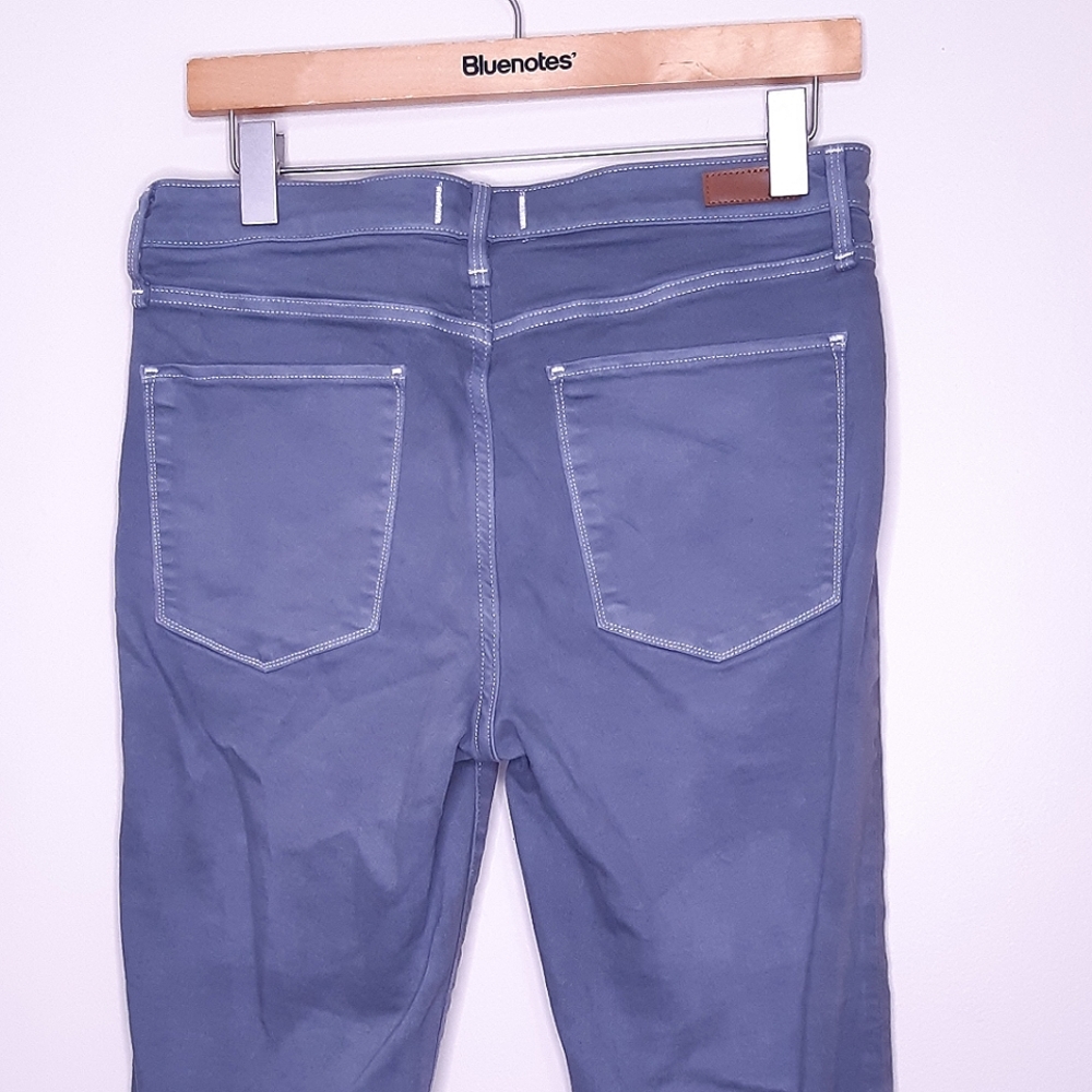 High Rise Jeans - Picture 5 of 9